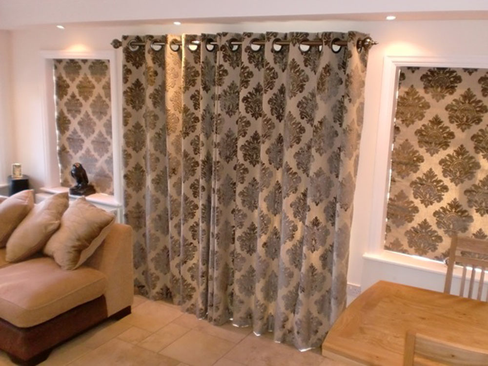 Classic eyelet curtains